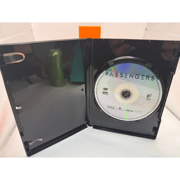 Passengers DVD Region 1 Sci-Fi Romance Jennifer Lawrence - Picture 2 of 5